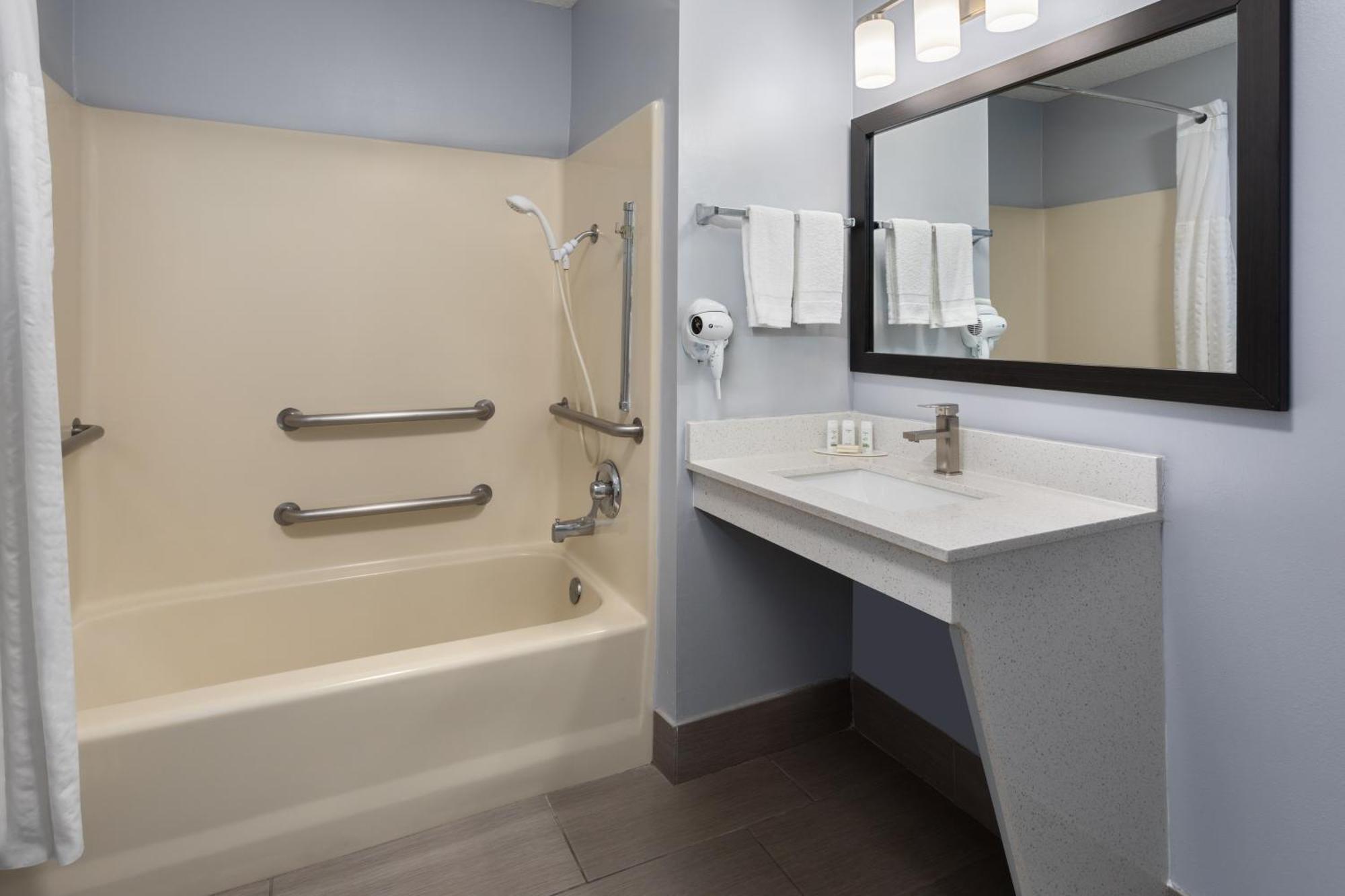 Baymont By Wyndham Brunswick Ga Hotel Luaran gambar