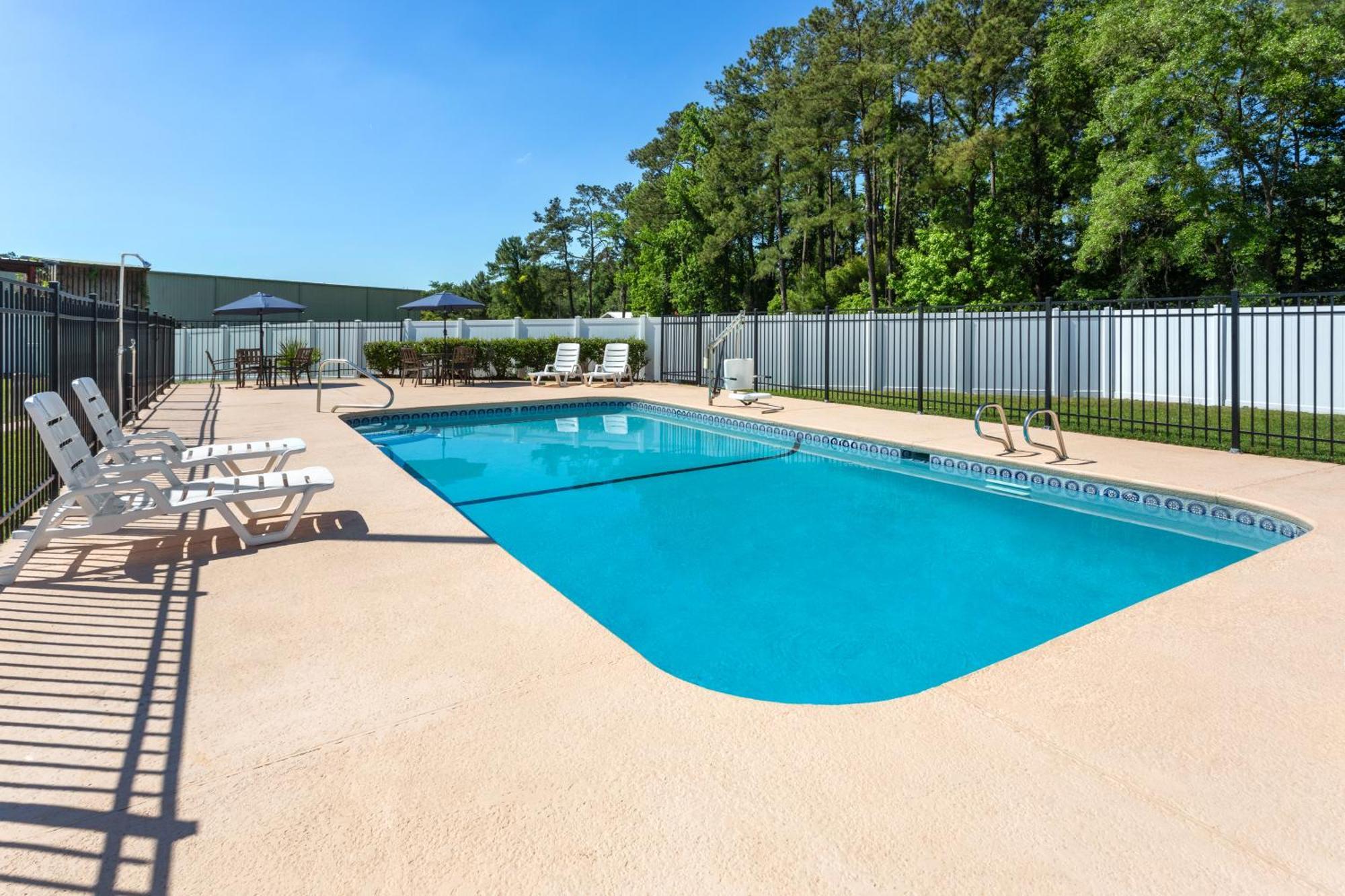 Baymont By Wyndham Brunswick Ga Hotel Luaran gambar